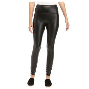 NWT - Wonderly Junior's Leather High Rise Leggings